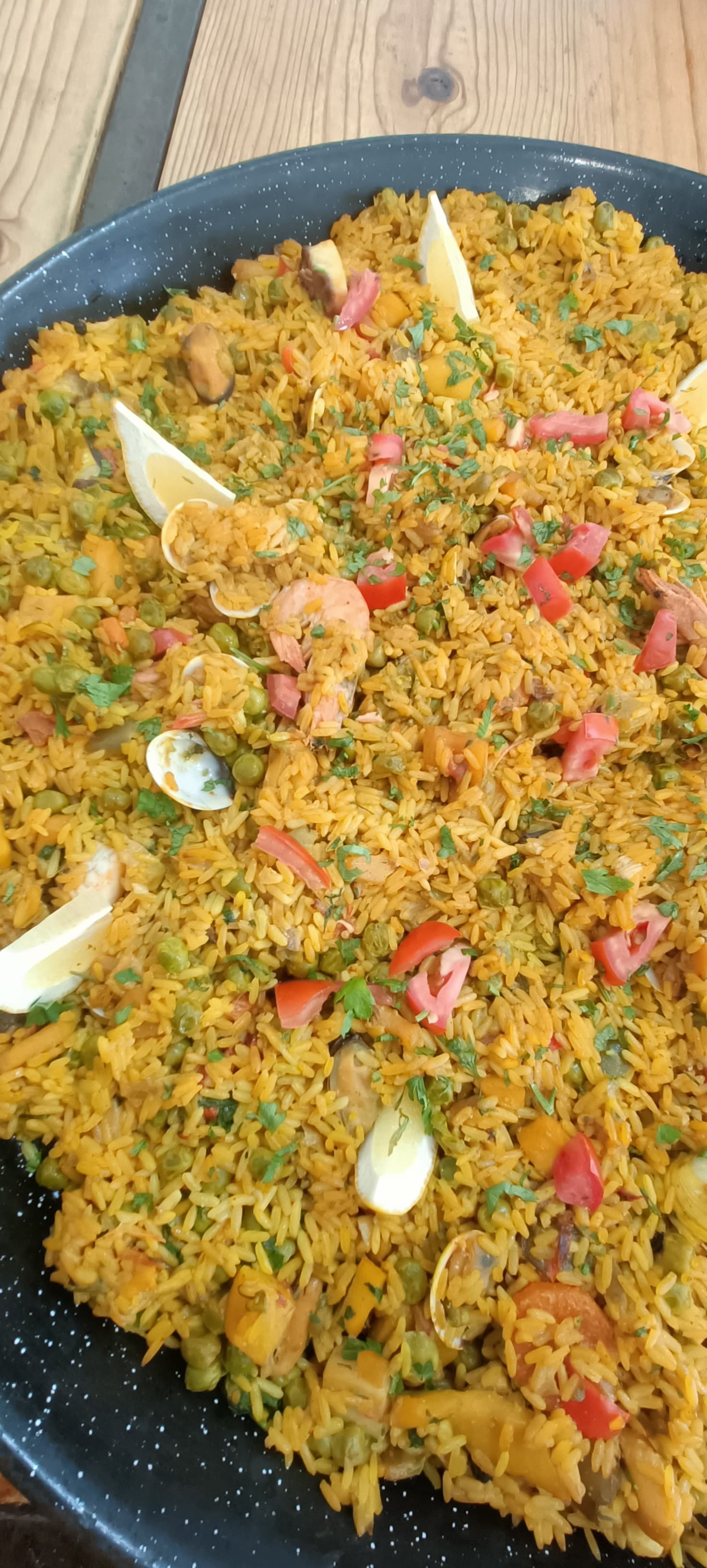 Seafood paella